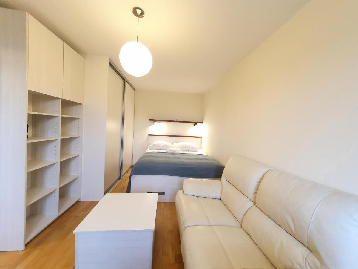Studio Apartment Matic Tour As By Ljubljanica River Ljubljana Kültér fotó