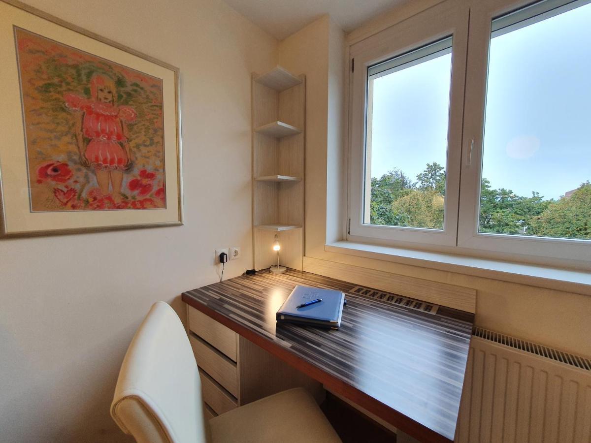 Studio Apartment Matic Tour As By Ljubljanica River Ljubljana Kültér fotó
